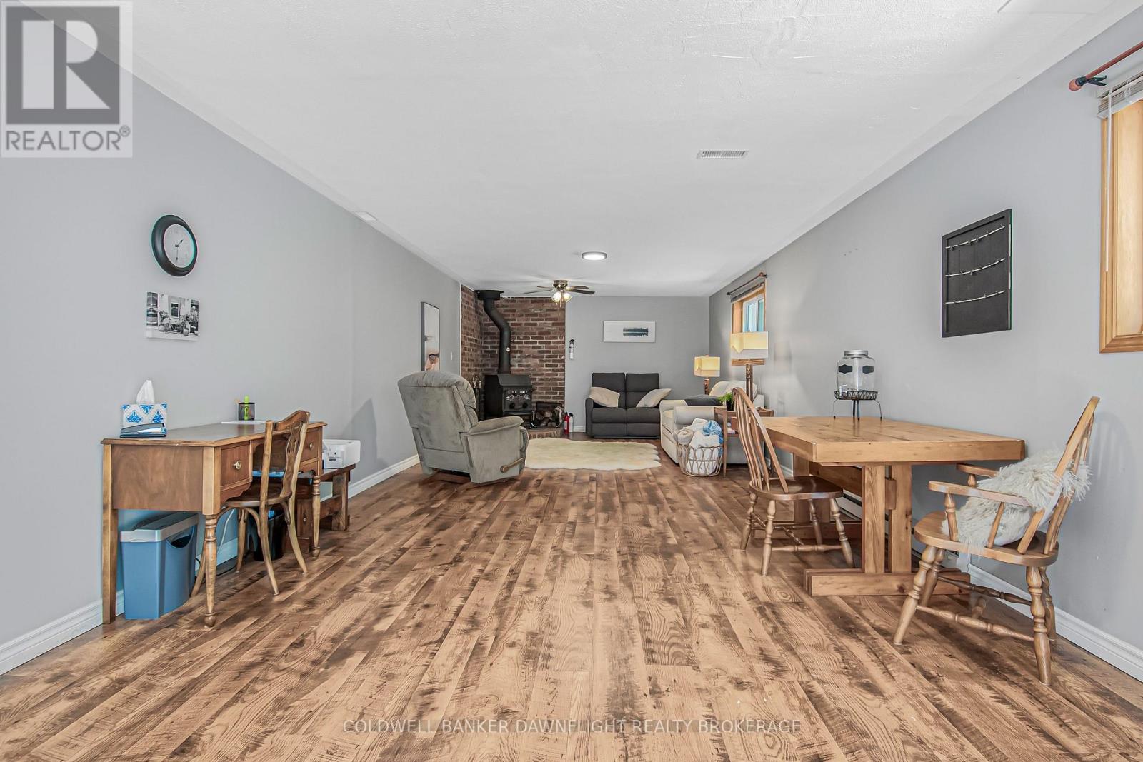 25 Emerson Avenue, South Bruce Peninsula, ON - Indoor Photo Showing Dining Room