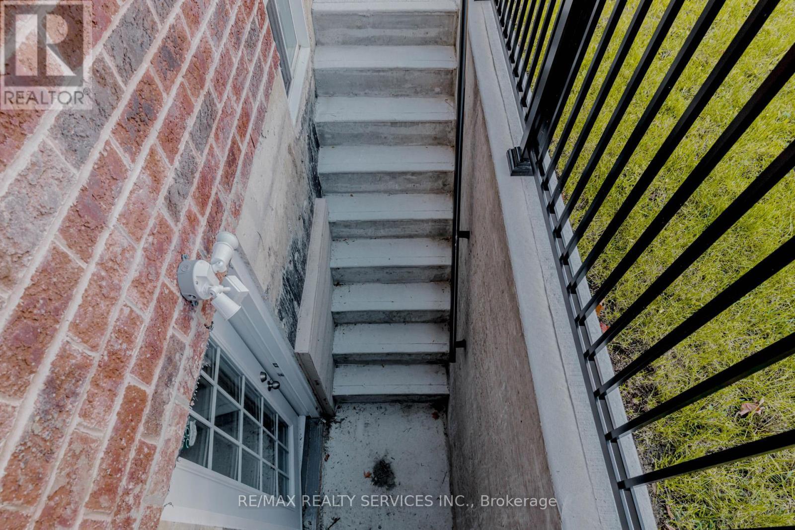 Basement - 50 Amboise Crescent, Brampton, ON - Photo Showing Other Room