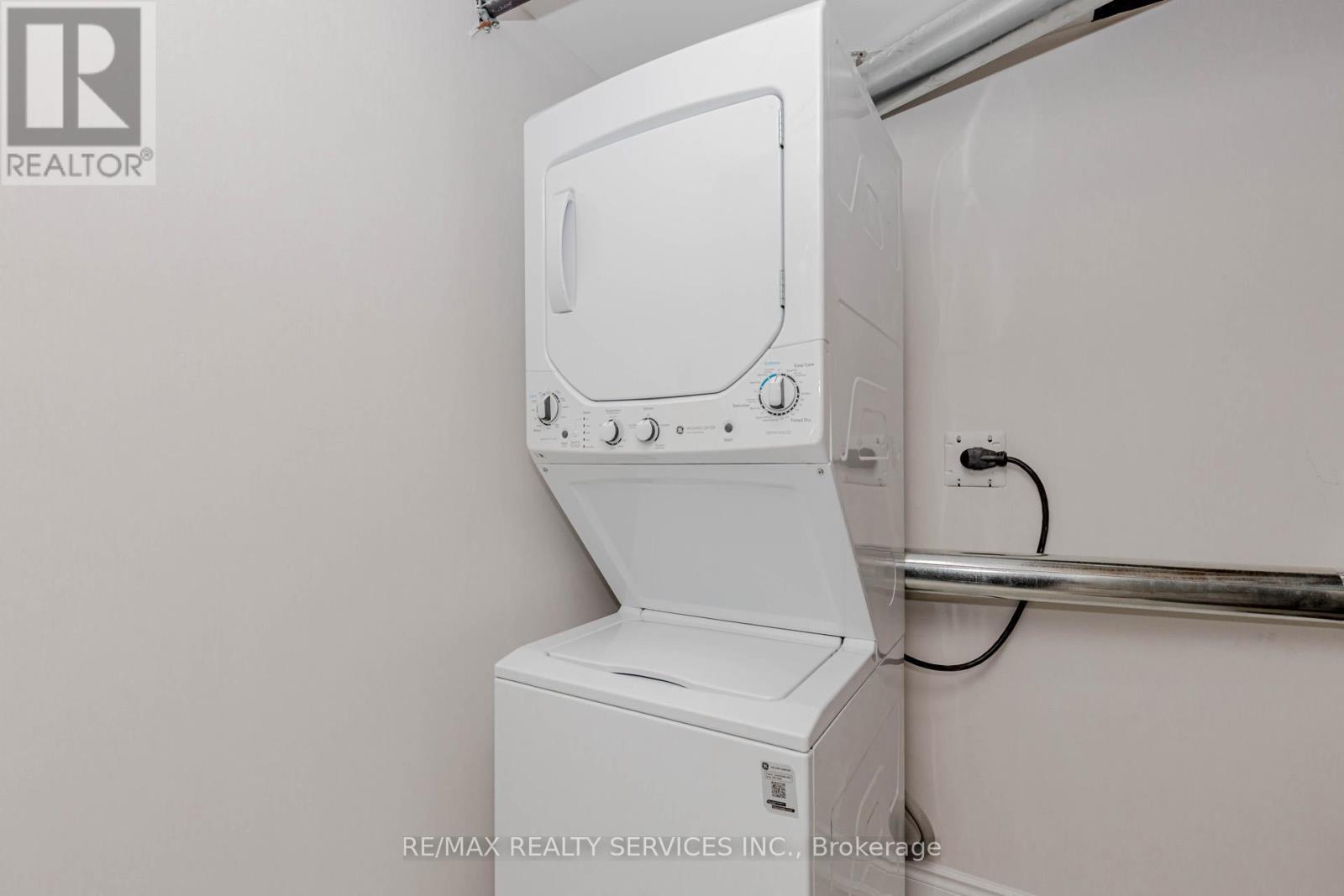 Basement - 50 Amboise Crescent, Brampton, ON - Indoor Photo Showing Laundry Room