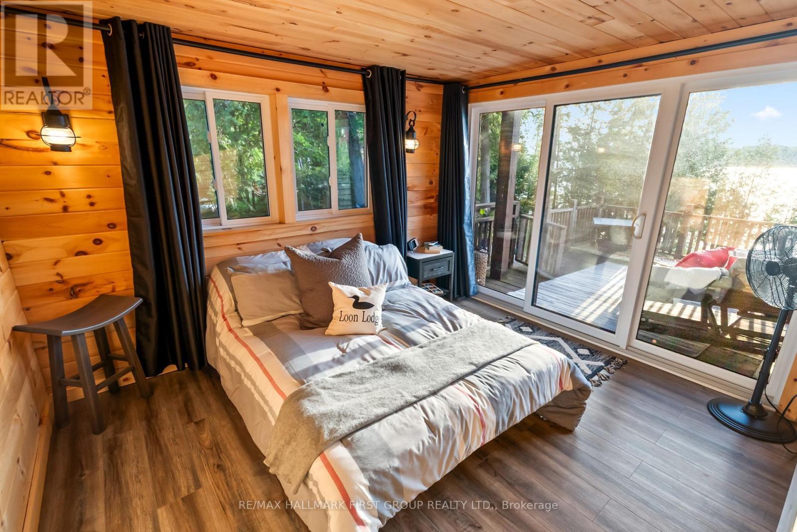 402 Steenburg Lake Road S, Limerick, ON - Indoor Photo Showing Bedroom