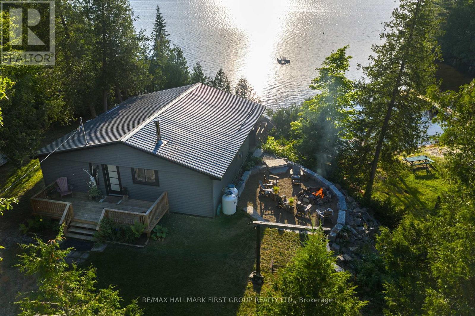 402 Steenburg Lake Road S, Limerick, ON - Outdoor