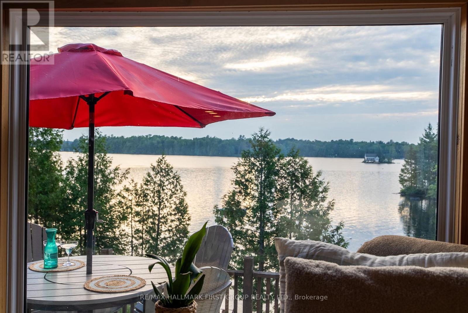 402 Steenburg Lake Road S, Limerick, ON - With Body Of Water