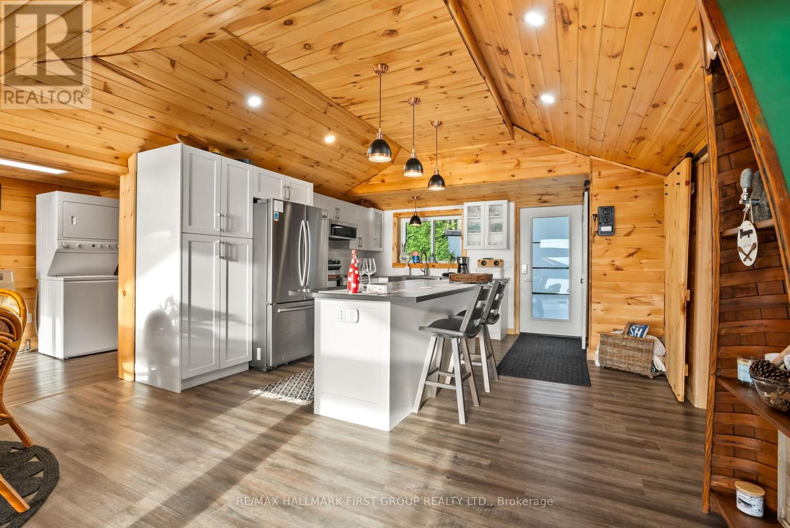 402 Steenburg Lake Road S, Limerick, ON - Indoor Photo Showing Kitchen