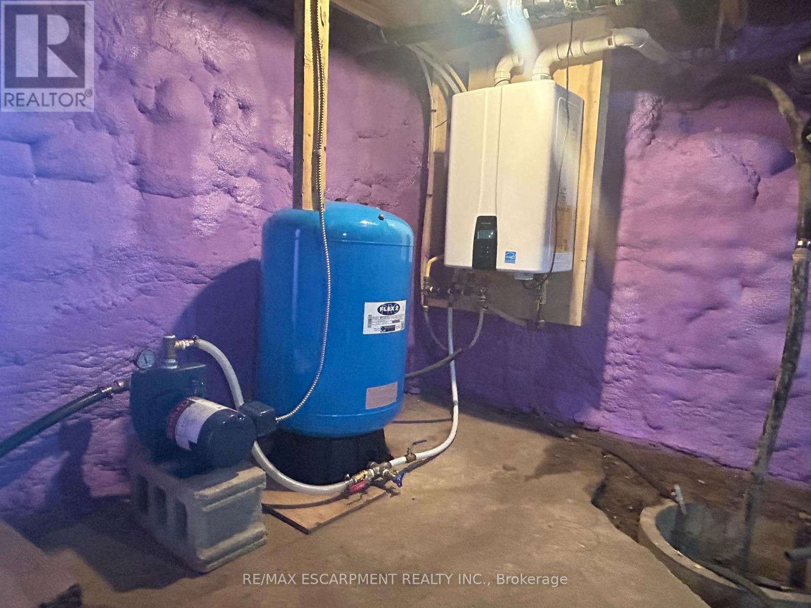 1888B Highway 3 E, Haldimand, ON - Indoor Photo Showing Bathroom