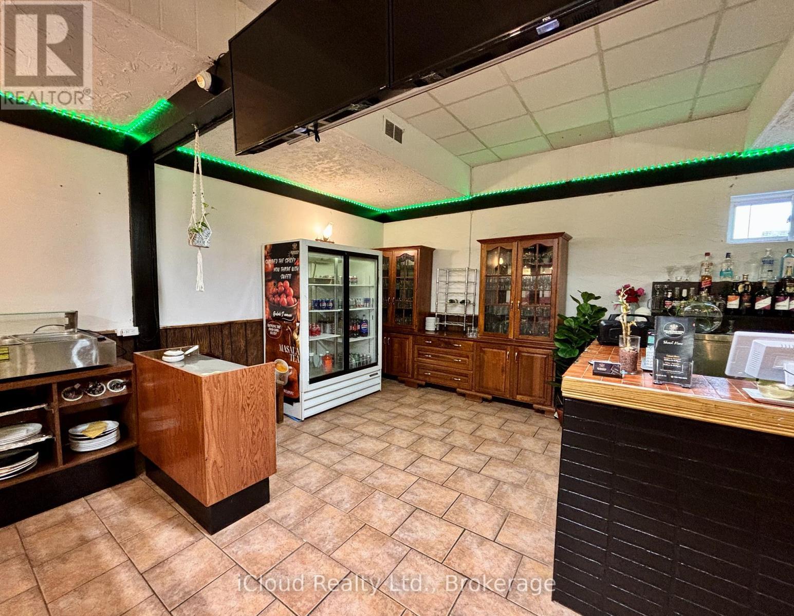 182 King Street, Welland, ON