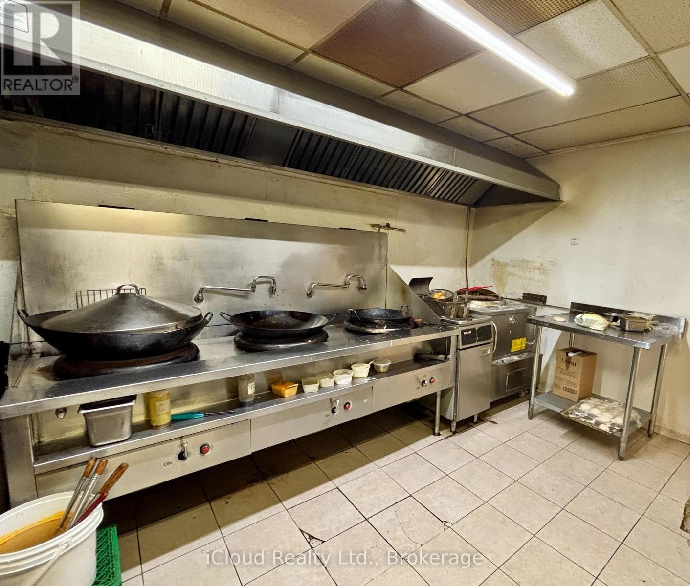 182 King Street, Welland, ON