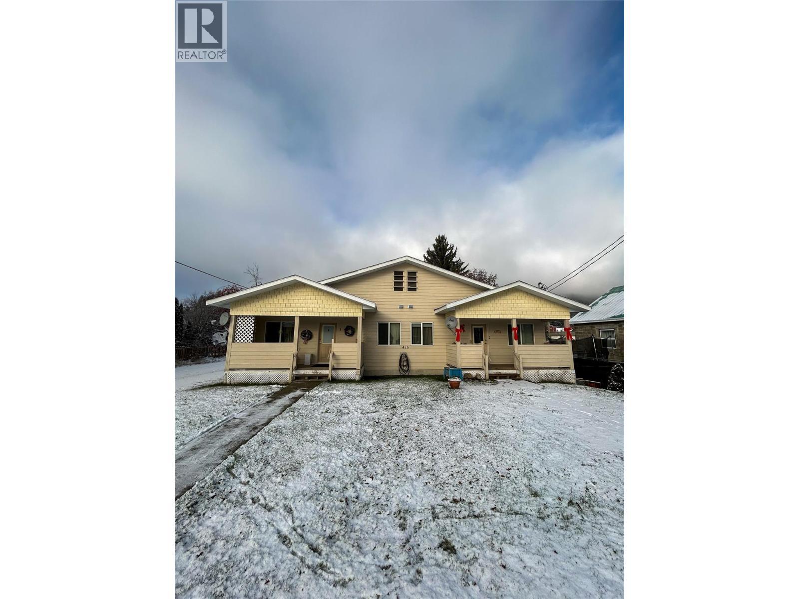 416 Sayward Avenue, Salmo, BC - Outdoor