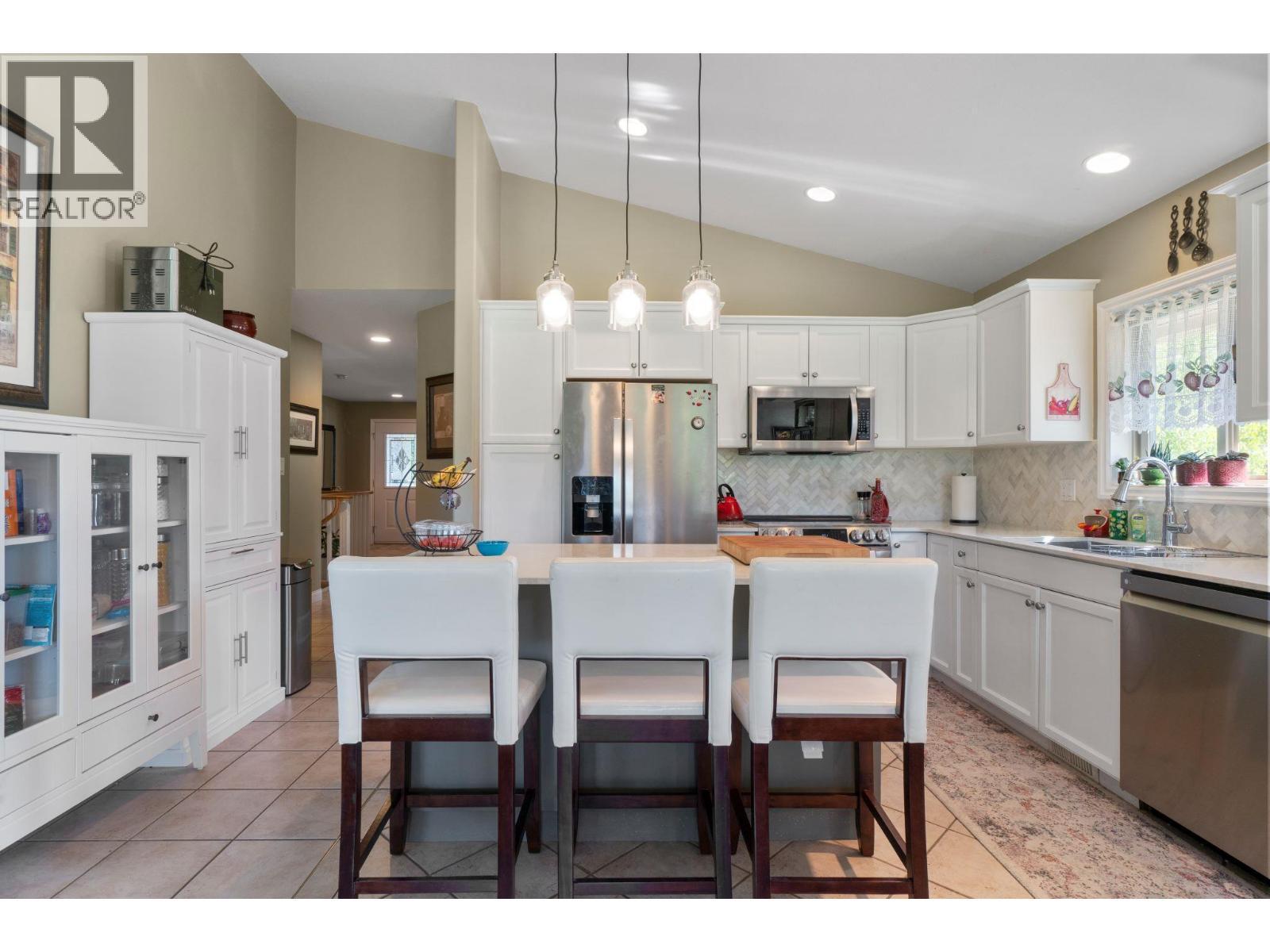 2550 Golf Course Drive Unit# 11, Blind Bay, BC - Indoor Photo Showing Other Room