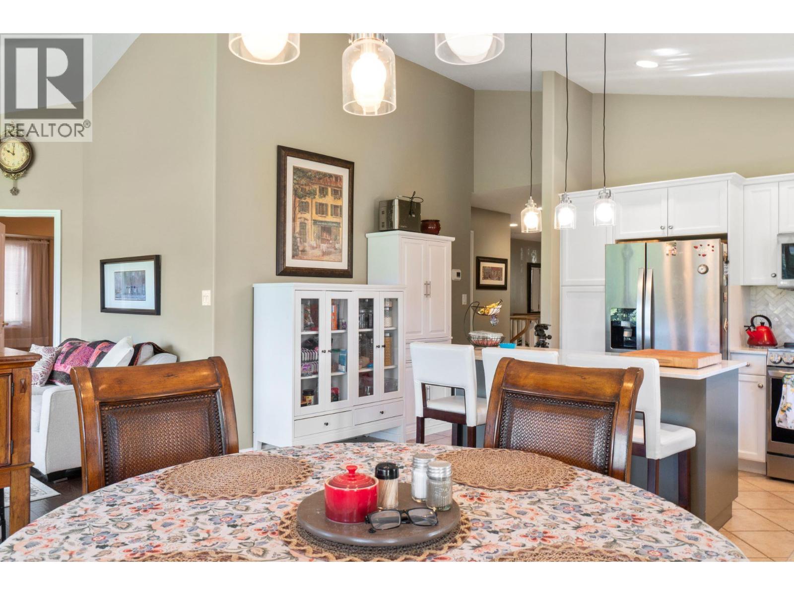 2550 Golf Course Drive Unit# 11, Blind Bay, BC - Indoor