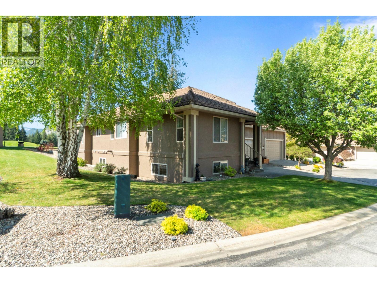 2550 Golf Course Drive Unit# 11, Blind Bay, BC - Outdoor