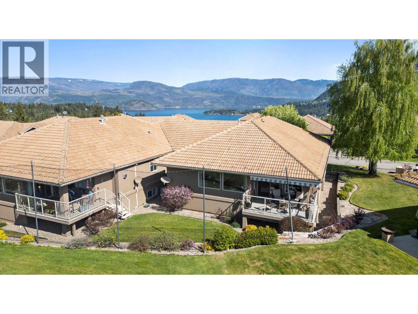 2550 Golf Course Drive Unit# 11, Blind Bay, BC - Outdoor With Deck Patio Veranda