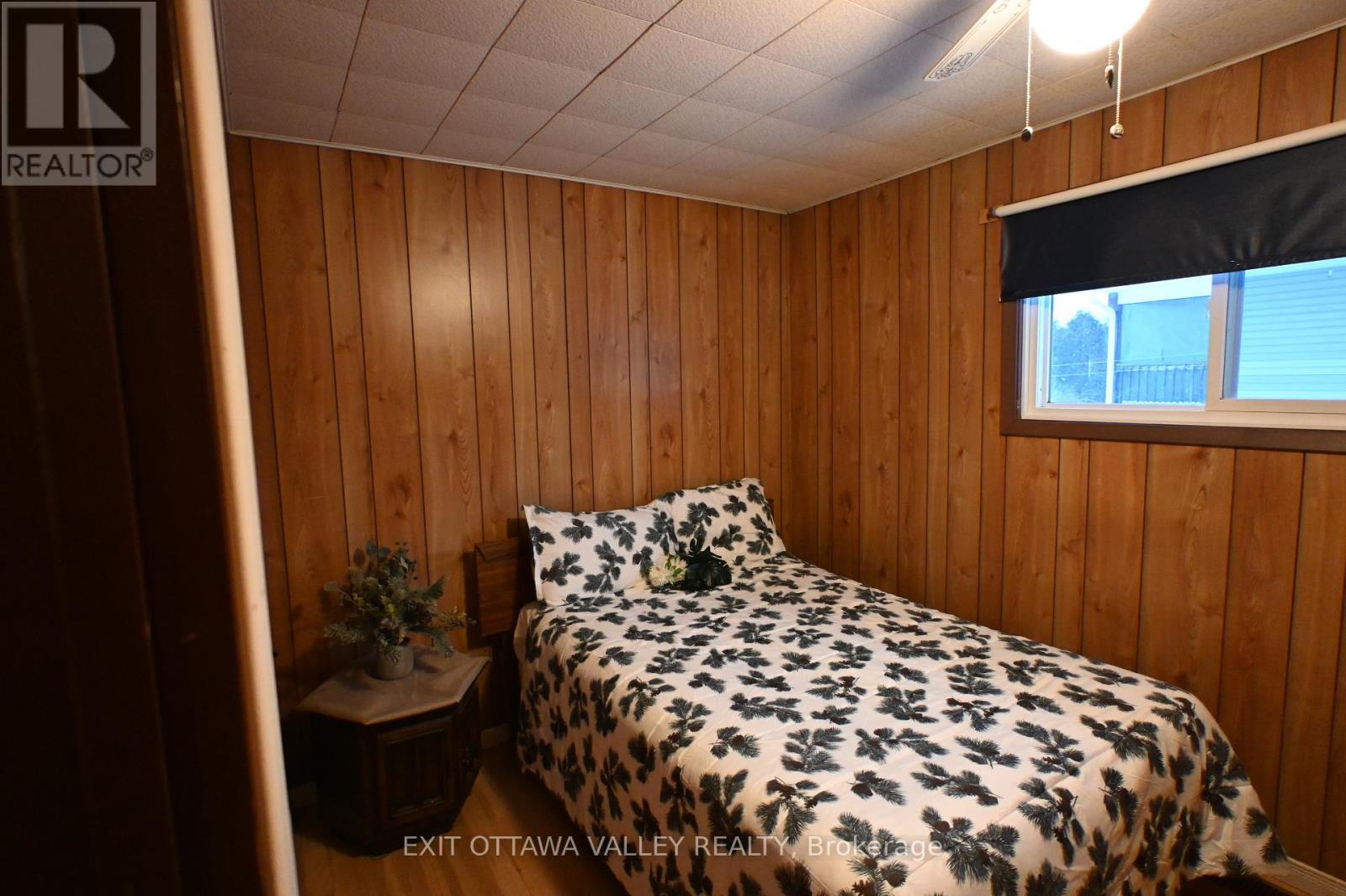 bed 1 - 2776 Fourth Chute Road, Bonnechere Valley, ON - Indoor Photo Showing Bedroom