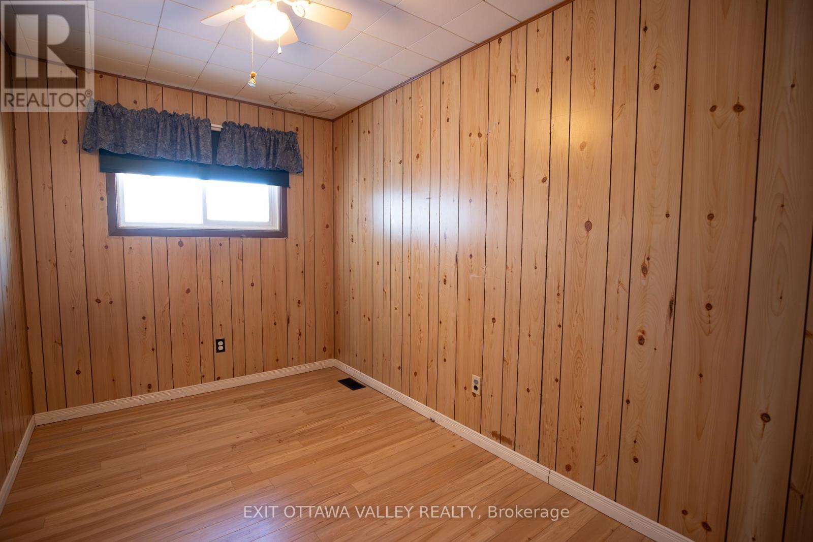 bed 2 - 2776 Fourth Chute Road, Bonnechere Valley, ON - Indoor Photo Showing Other Room