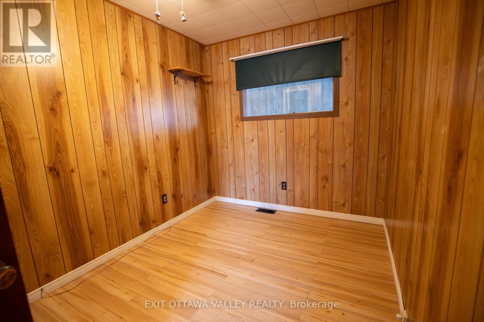 bed 3 - 2776 Fourth Chute Road, Bonnechere Valley, ON - Indoor Photo Showing Other Room