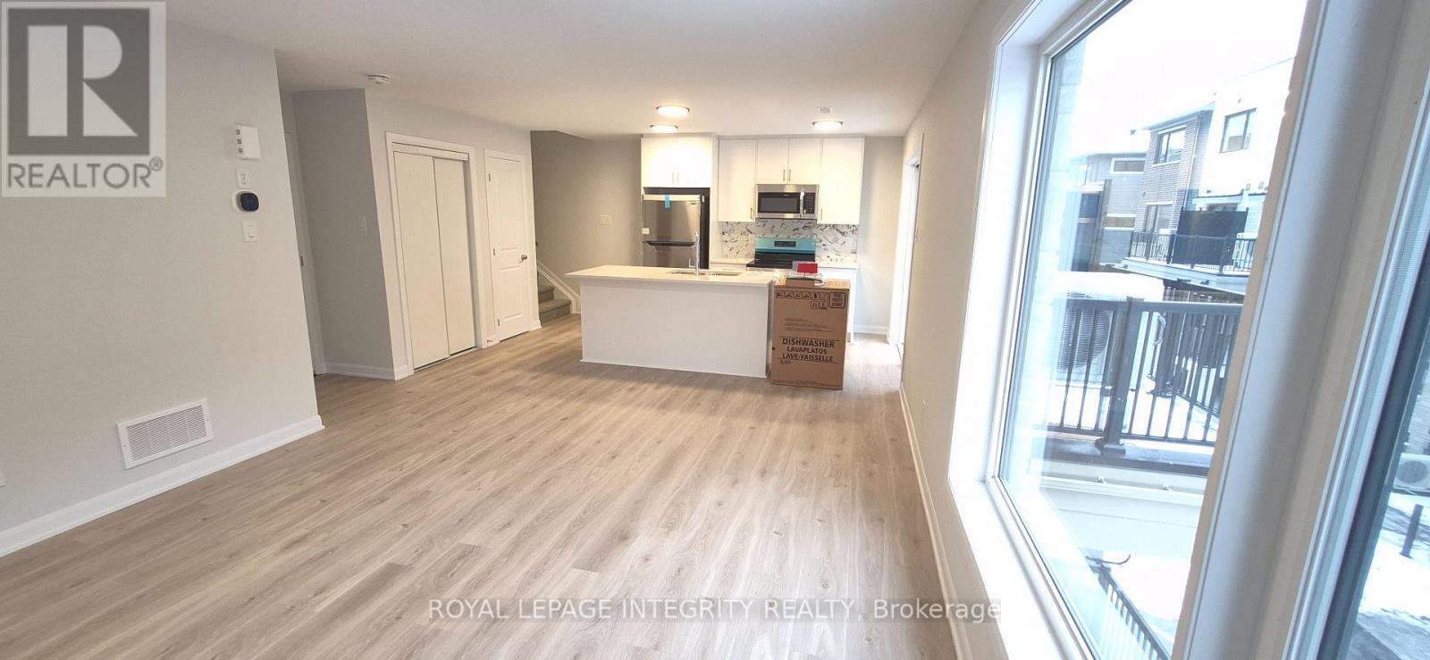 18 - 701 Glenroy Gilbert Drive, Ottawa, ON - Indoor Photo Showing Other Room