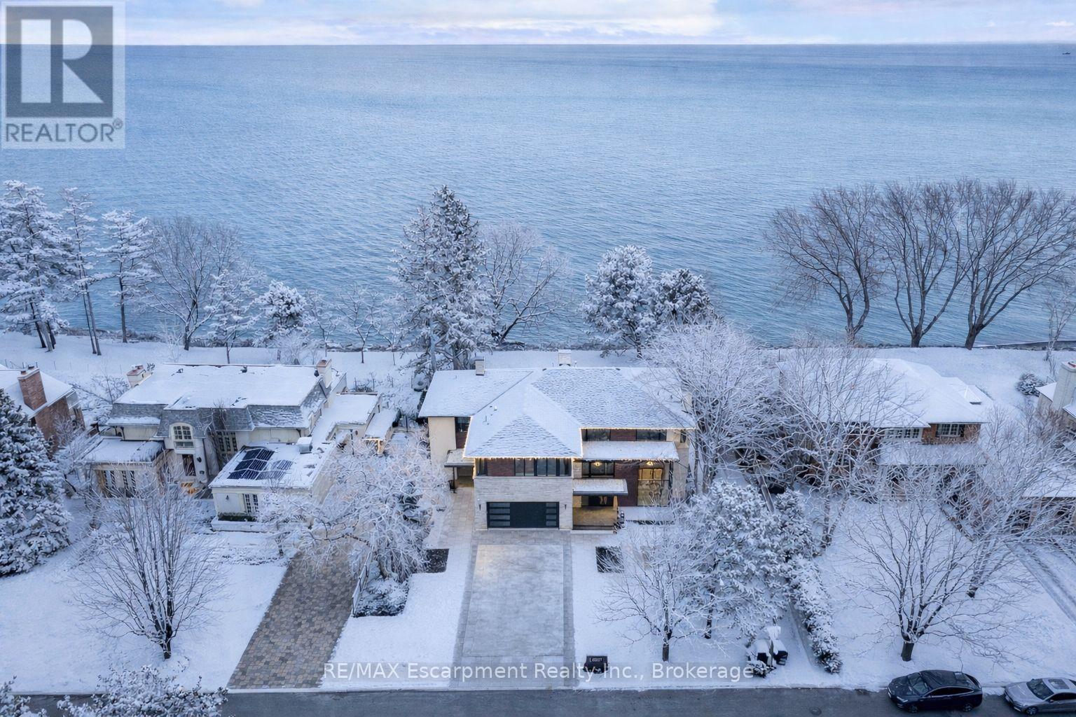 2250 Chancery Lane W, Oakville (Fd Ford), ON - Outdoor With Body Of Water With View