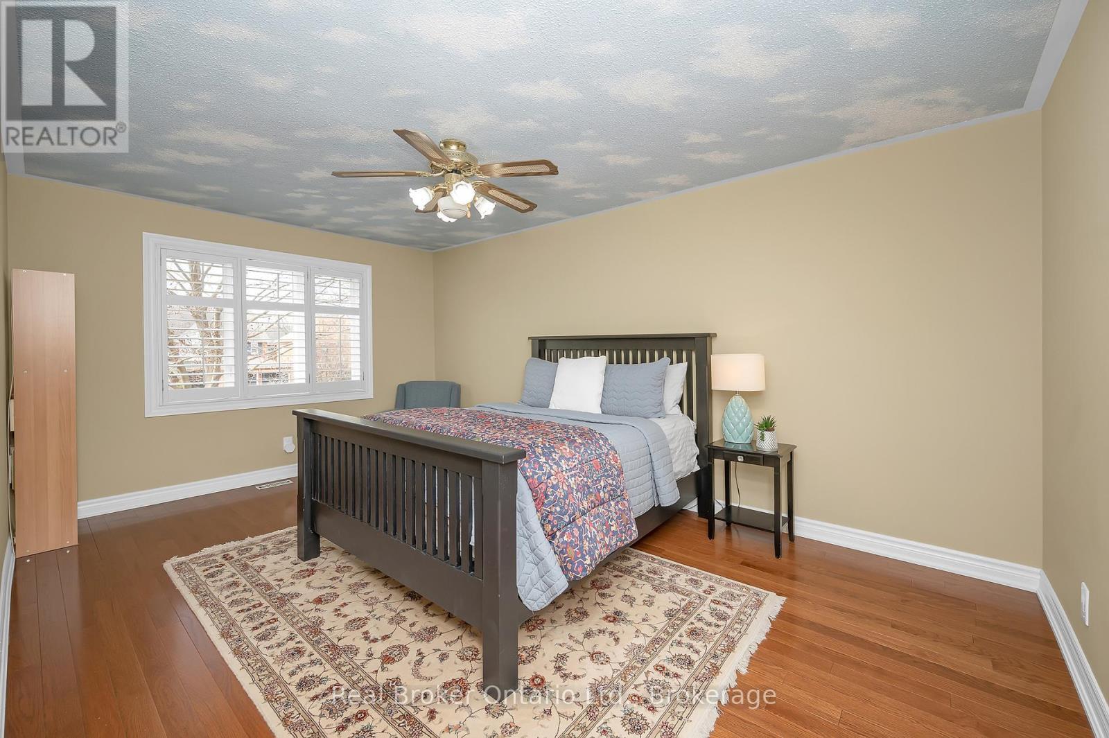 2015 Grosvenor Street, Oakville (Wc Wedgewood Creek), ON - Indoor Photo Showing Bedroom