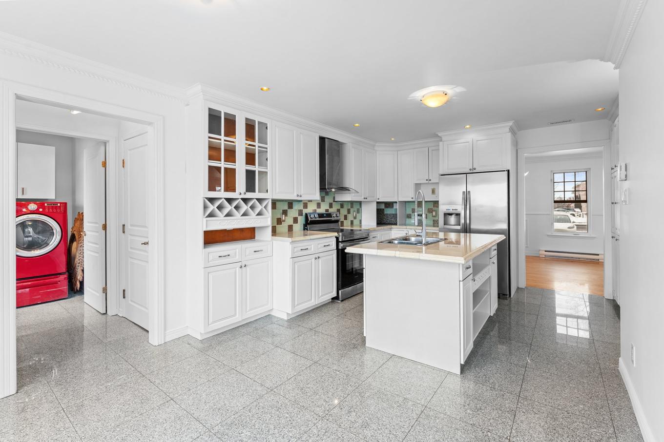 Cuisine - 1576 Ch. St-Charles, Terrebonne (Lachenaie), QC - Indoor Photo Showing Kitchen