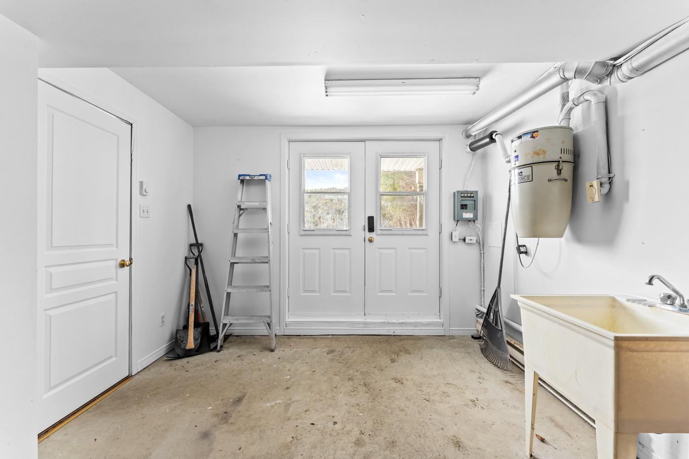 Rangement - 1576 Ch. St-Charles, Terrebonne (Lachenaie), QC - Indoor