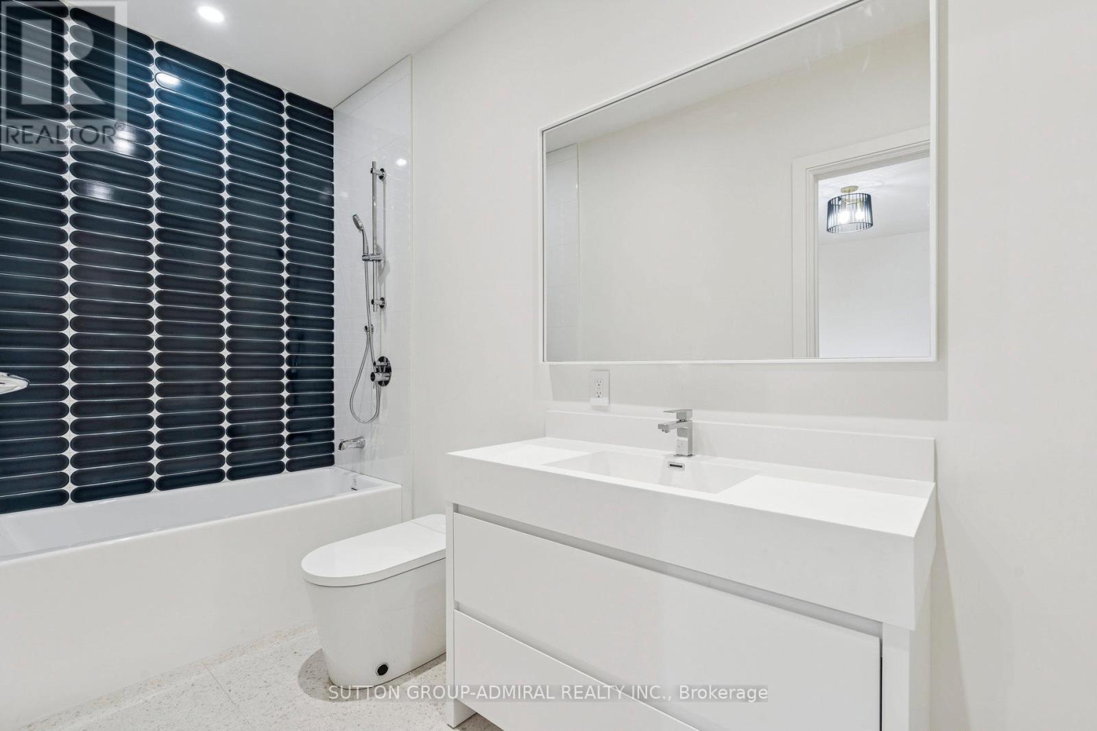 78 Burncrest Drive, Toronto, ON - Indoor Photo Showing Bathroom