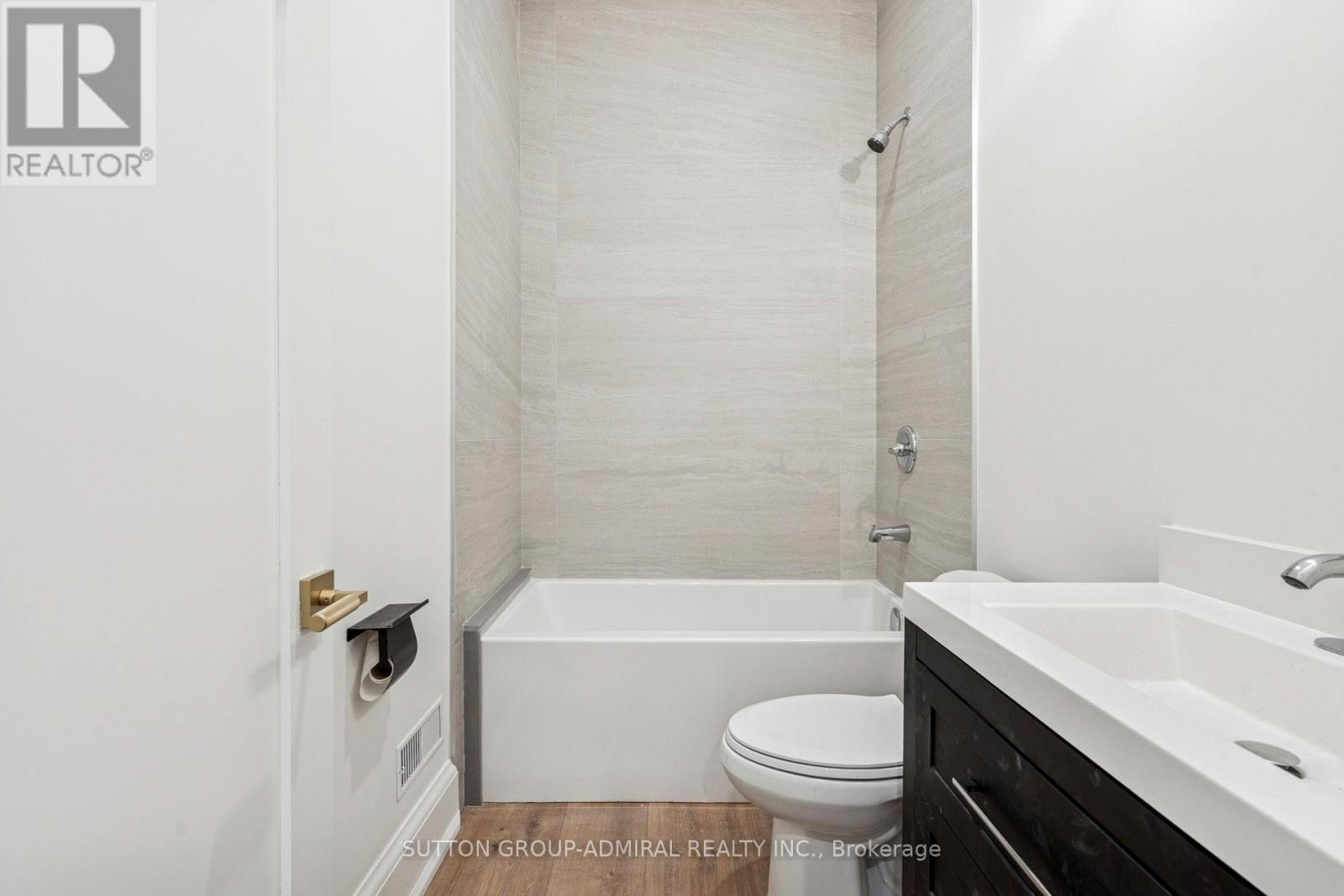 78 Burncrest Drive, Toronto, ON - Indoor Photo Showing Bathroom