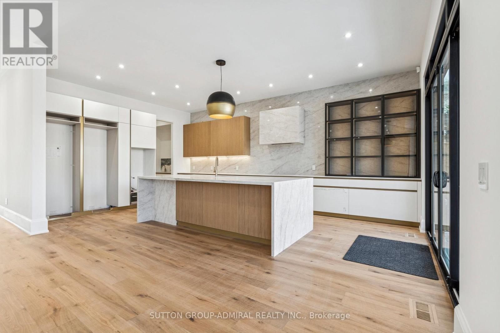 78 Burncrest Drive, Toronto, ON - Indoor Photo Showing Kitchen