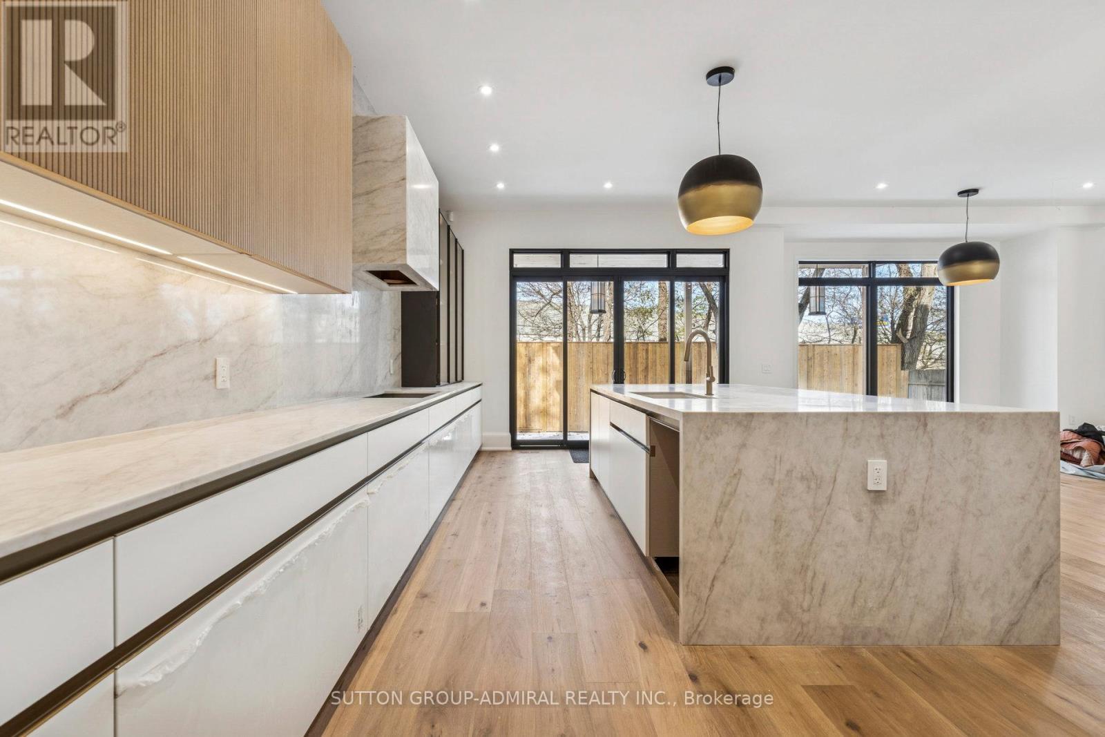 78 Burncrest Drive, Toronto, ON - Indoor Photo Showing Kitchen