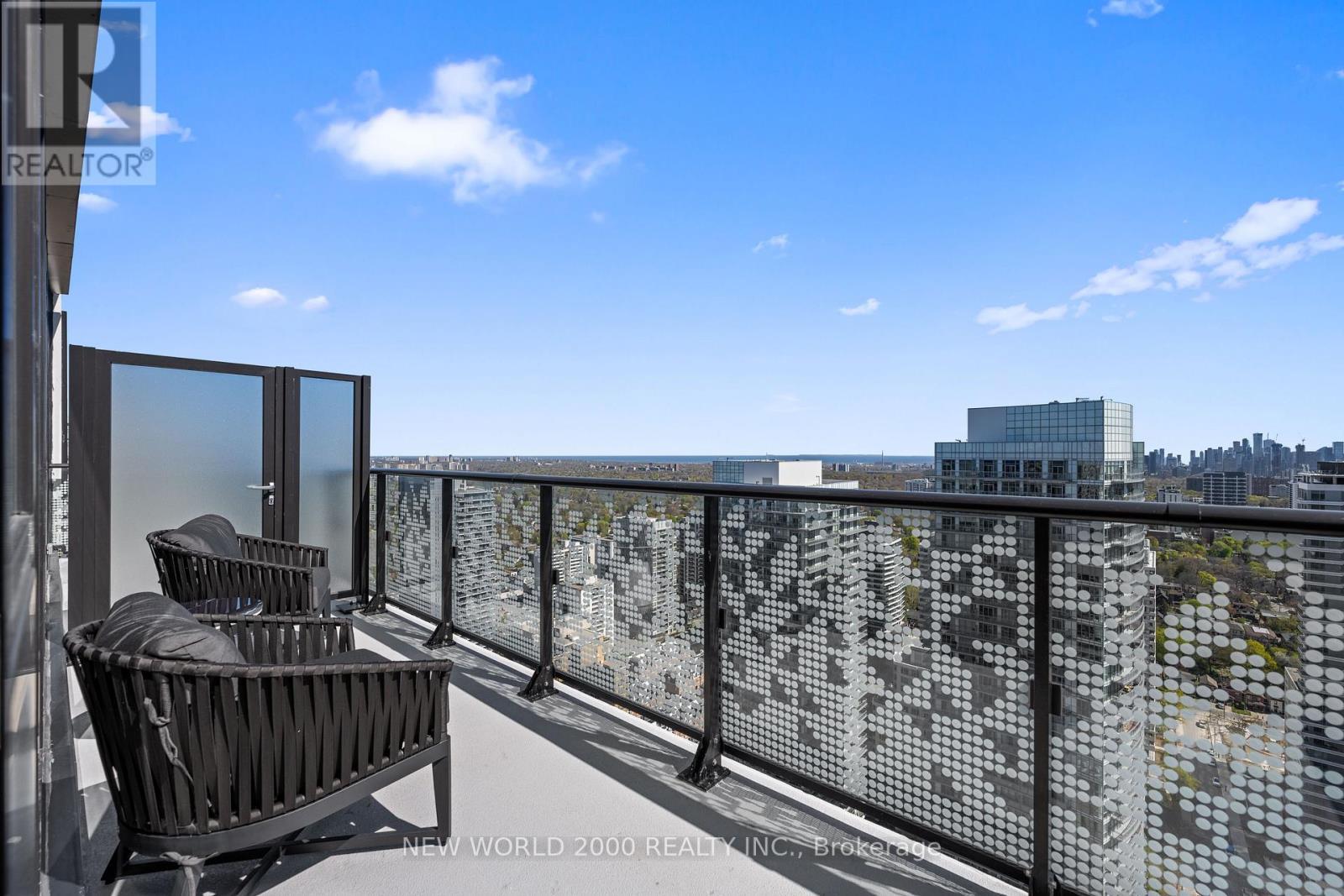 Sky Lounge - Balcony View - 602 - 101 Roehampton Avenue, Toronto, ON - Outdoor
