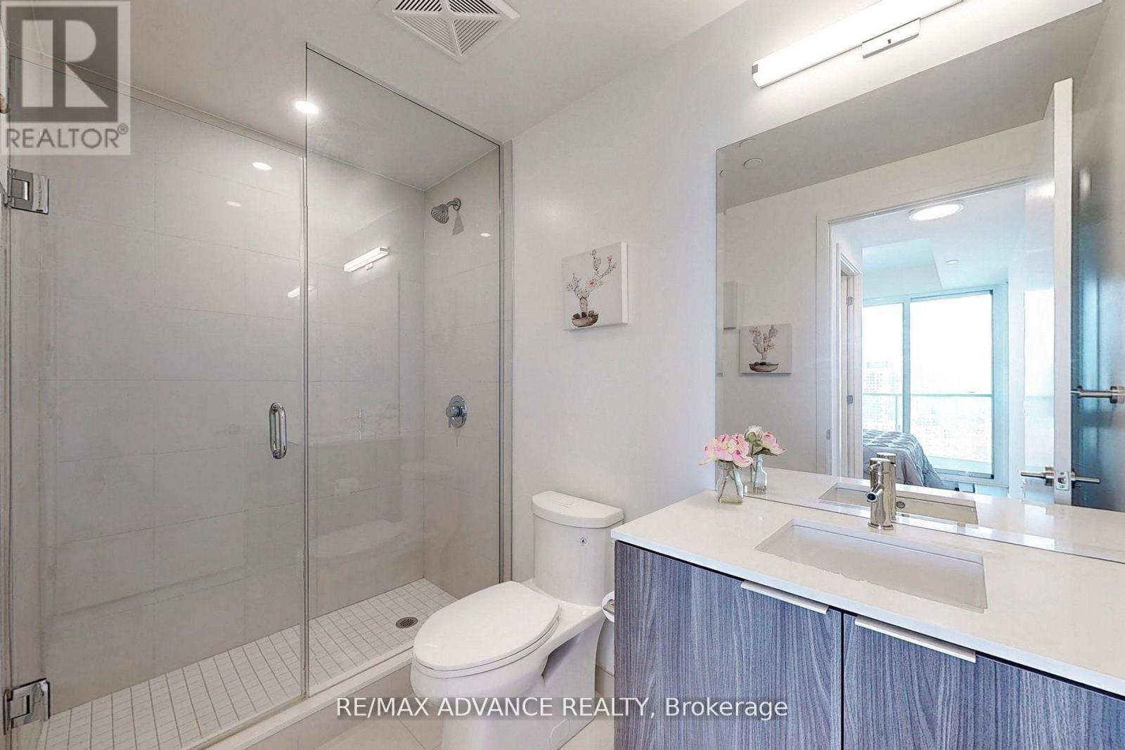 2508 - 15 Queens Quay E, Toronto, ON - Indoor Photo Showing Bathroom