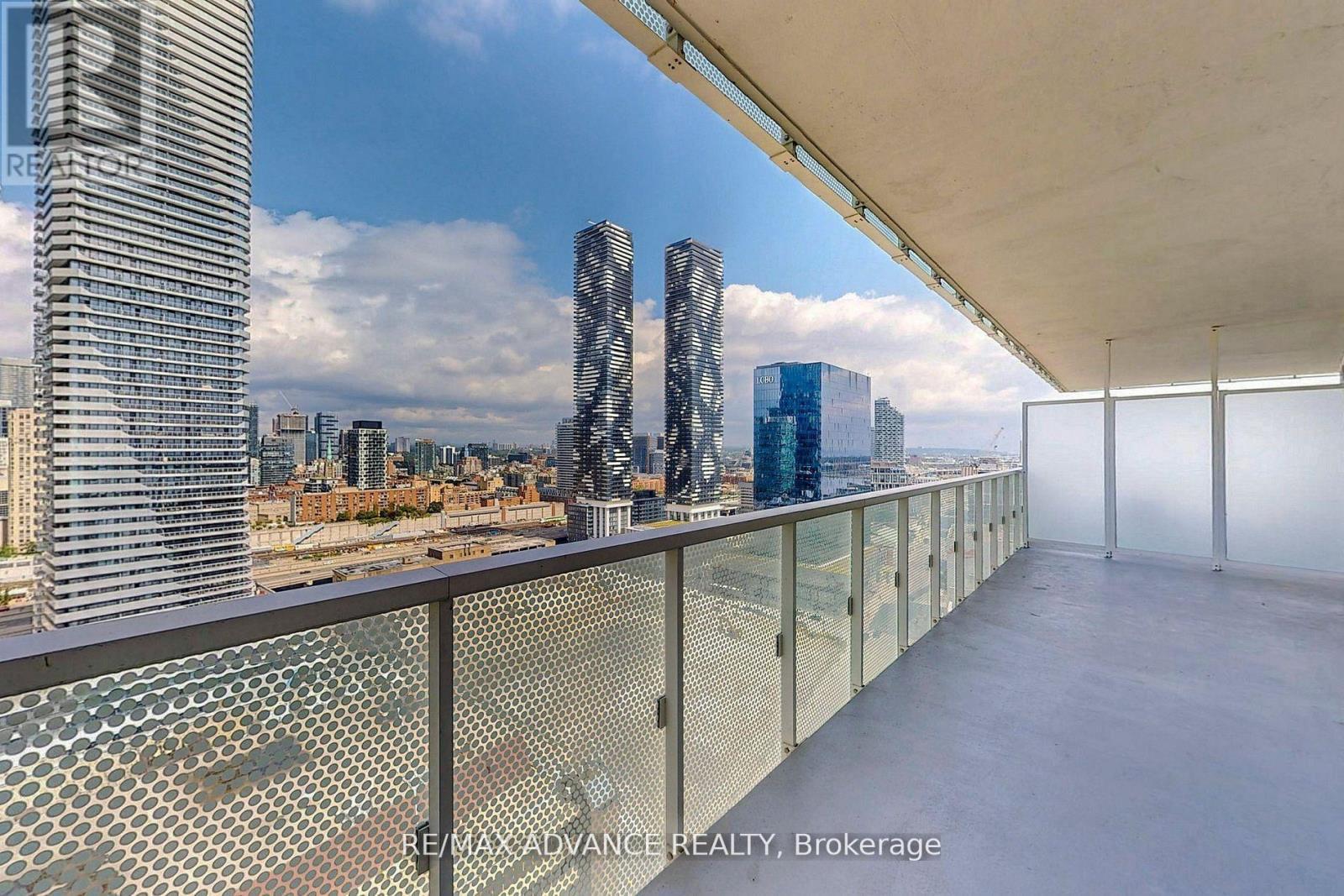 2508 - 15 Queens Quay E, Toronto, ON - Outdoor With Balcony