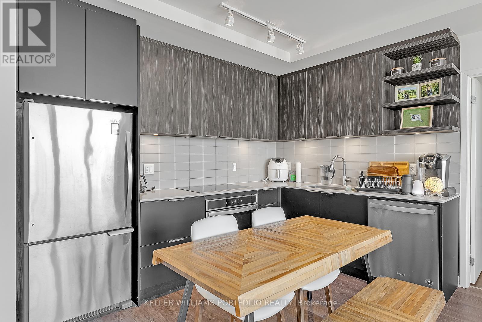 2203 - 6 Sonic Way, Toronto, ON - Indoor