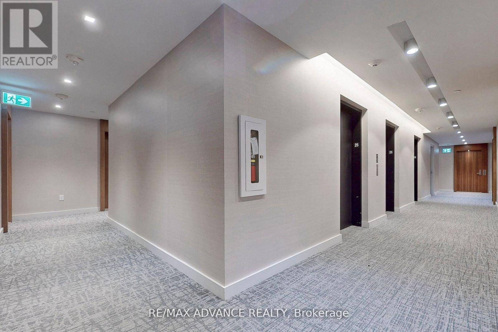 2508 - 15 Queens Quay E, Toronto, ON - Indoor Photo Showing Other Room