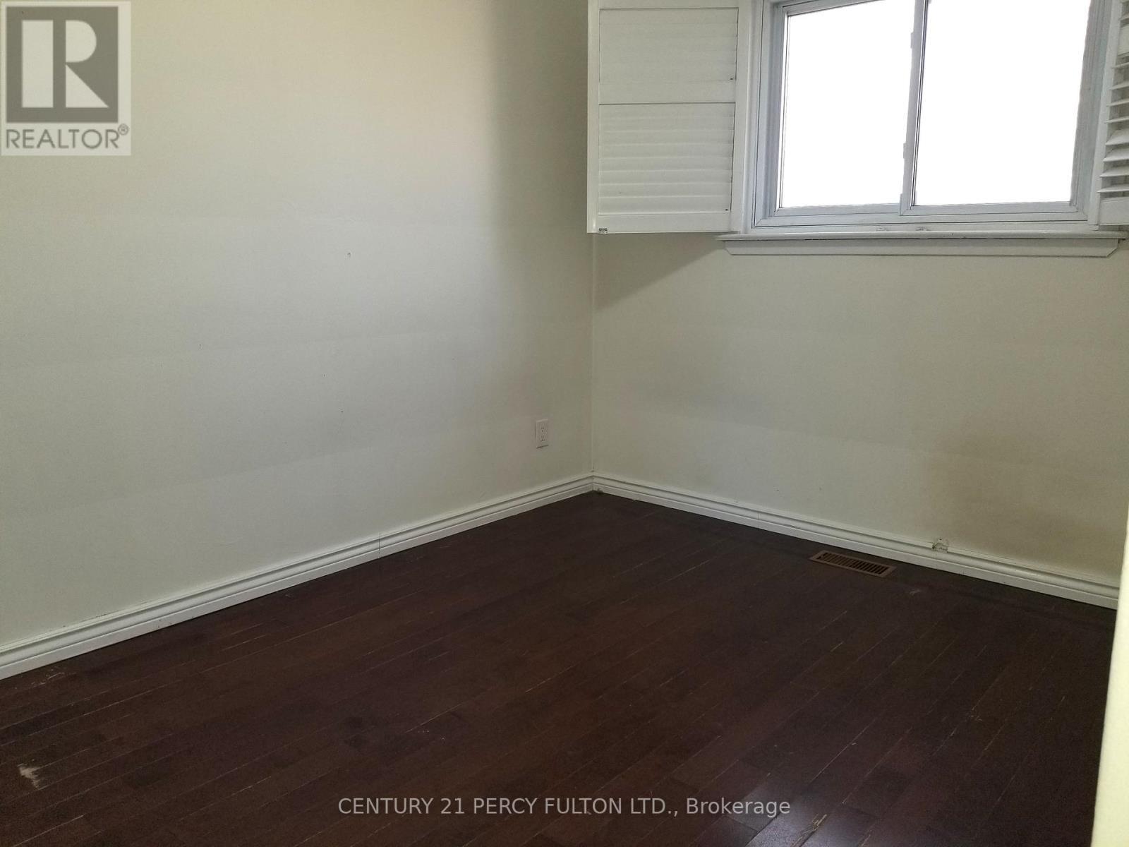 Main Floor - 182 Confederation Drive, Toronto, ON - Indoor Photo Showing Other Room