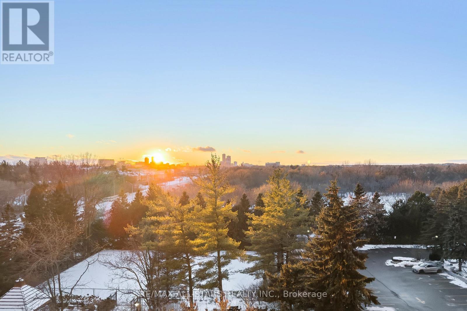 22 foot balcony w pond & sunset views! - 611 - 610 Bullock Drive, Markham, ON - Outdoor With View