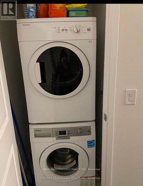 209 - 9582 Markham Road, Markham, ON - Indoor Photo Showing Laundry Room