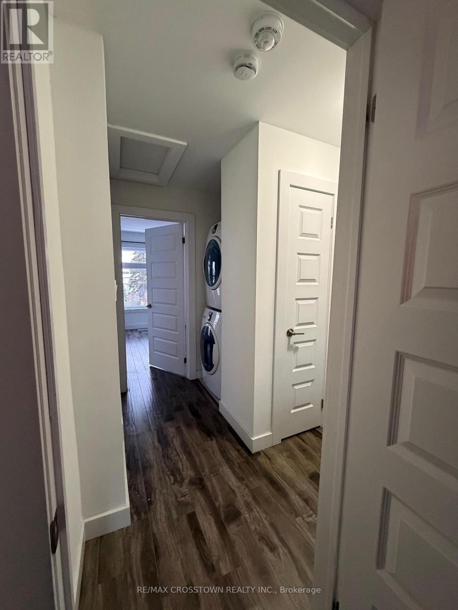 2 - 540 Essa Road, Barrie, ON - Indoor