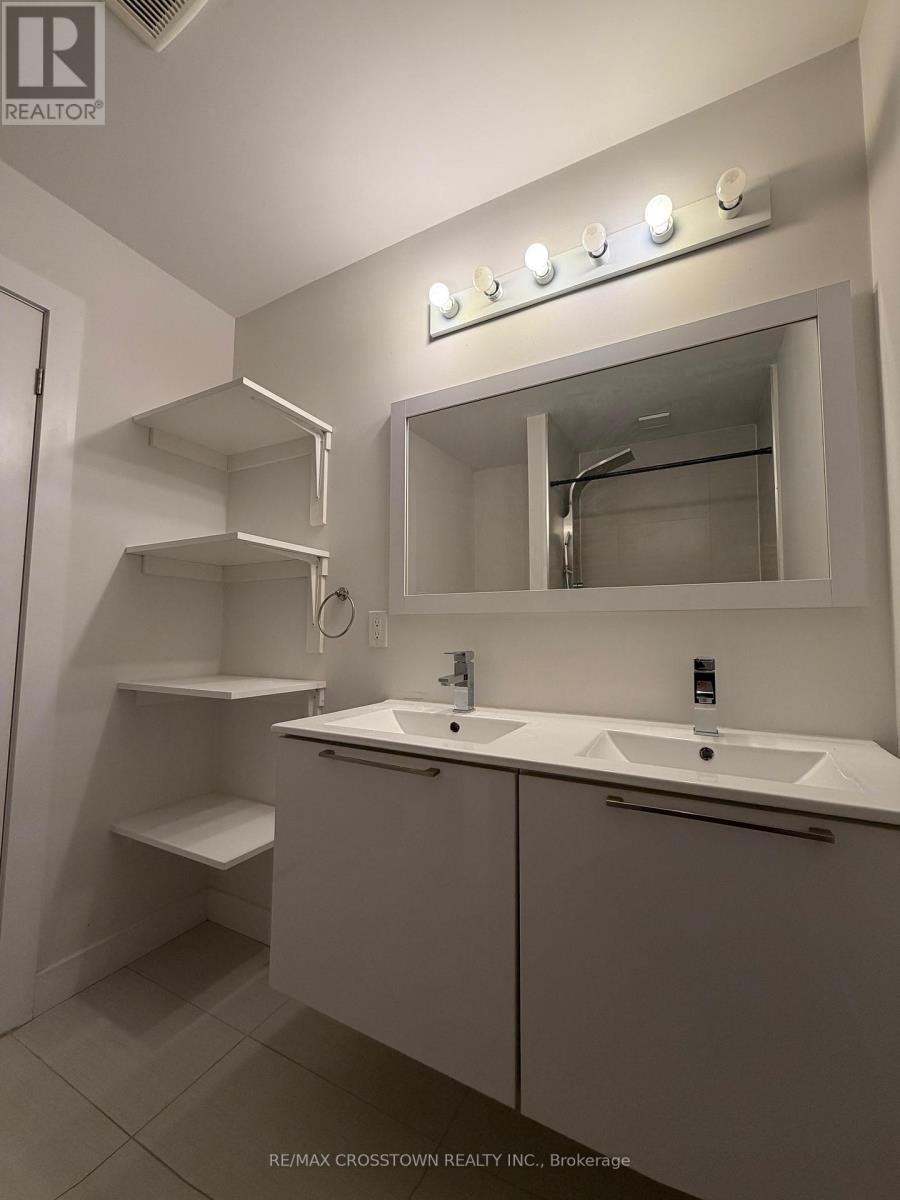 2 - 540 Essa Road, Barrie, ON - Indoor