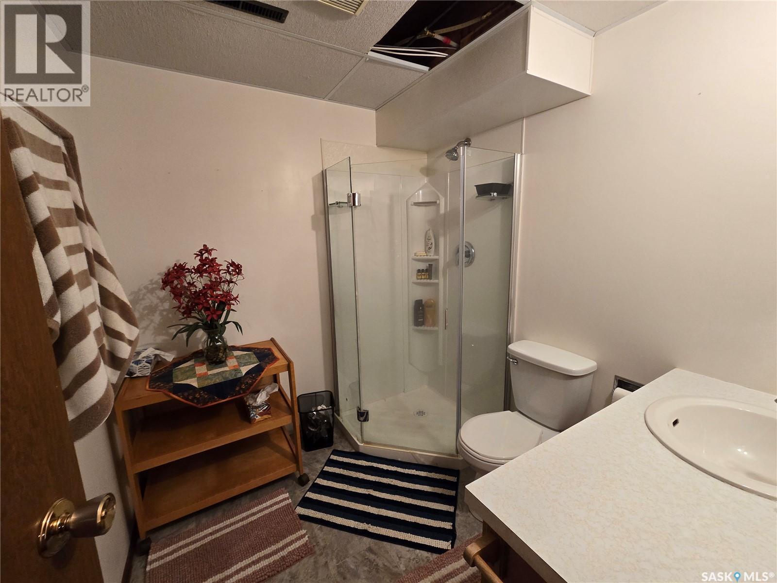 106 Alexander Bay, Kipling, SK - Indoor Photo Showing Bathroom