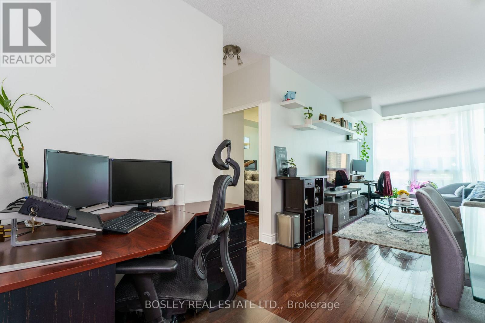 1401 - 1910 Lake Shore Boulevard W, Toronto, ON - Indoor Photo Showing Office