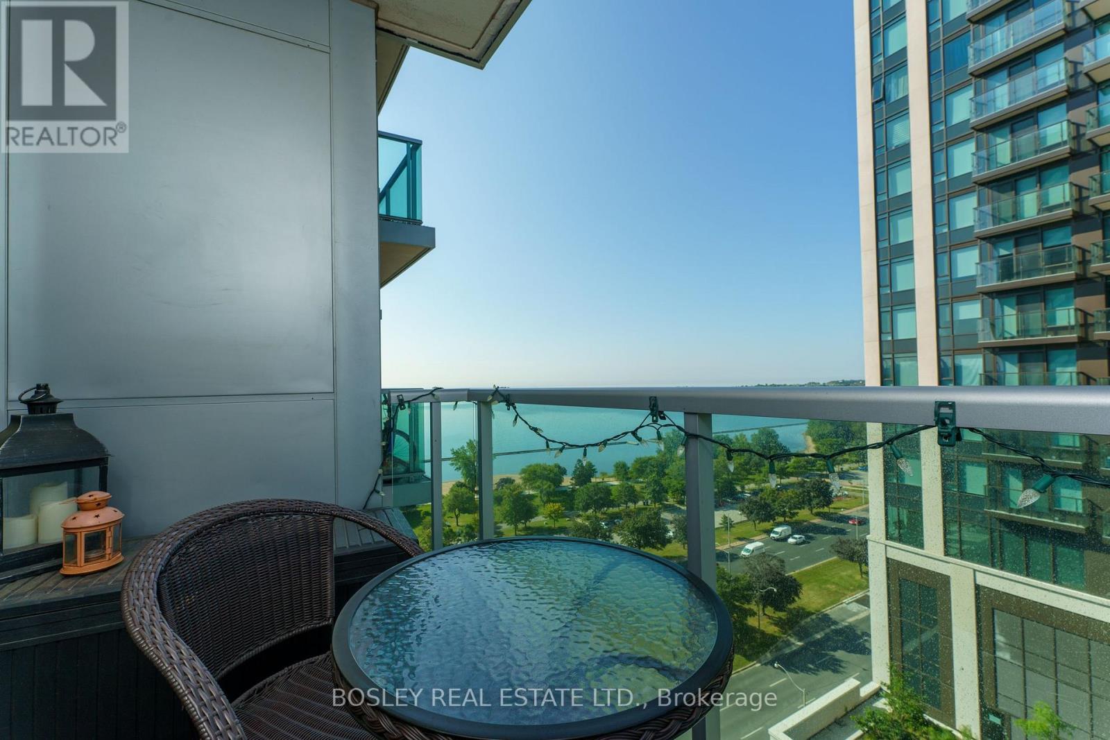 1401 - 1910 Lake Shore Boulevard W, Toronto, ON - Outdoor With Exterior