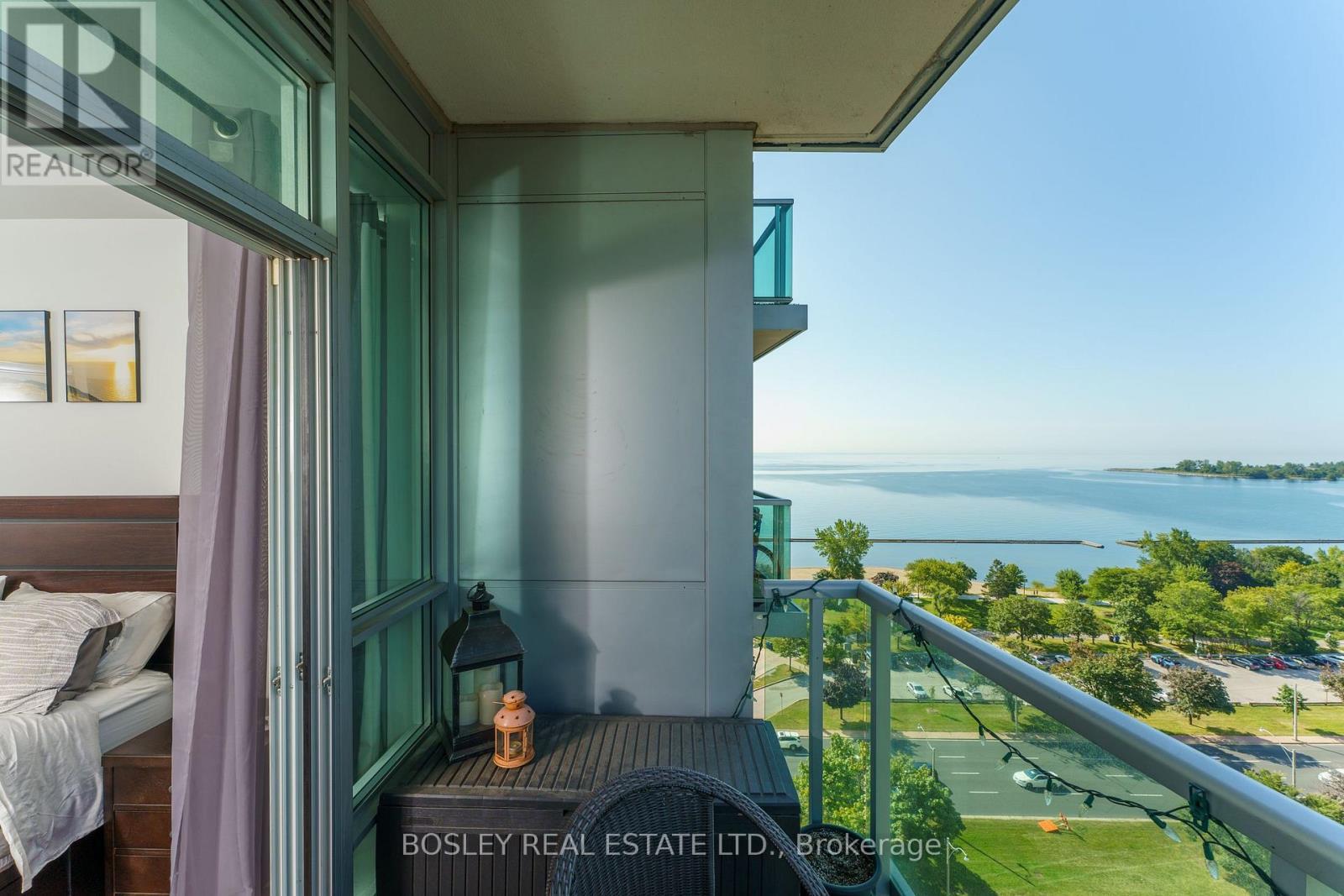 1401 - 1910 Lake Shore Boulevard W, Toronto, ON - Outdoor With Body Of Water With View With Exterior