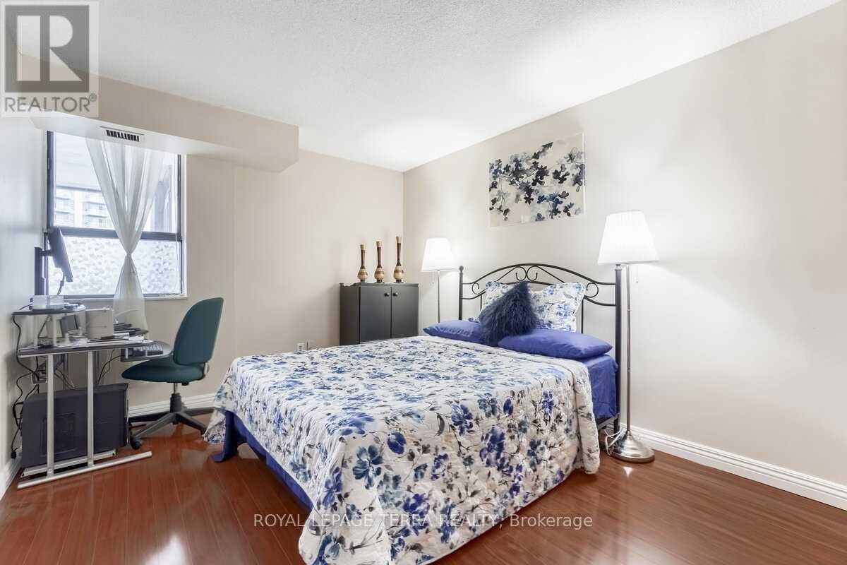 1207 - 4 Lisa Street, Brampton, ON - Indoor Photo Showing Bedroom