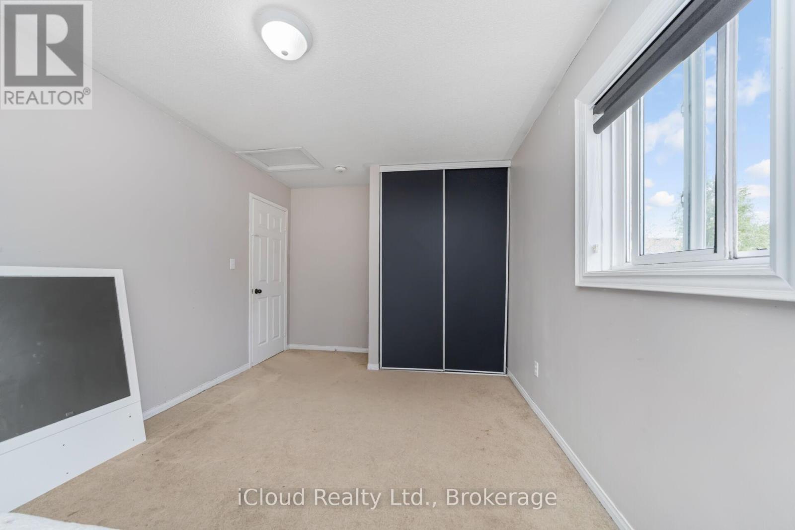 366 Marshall Crescent, Orangeville, ON - Indoor Photo Showing Other Room