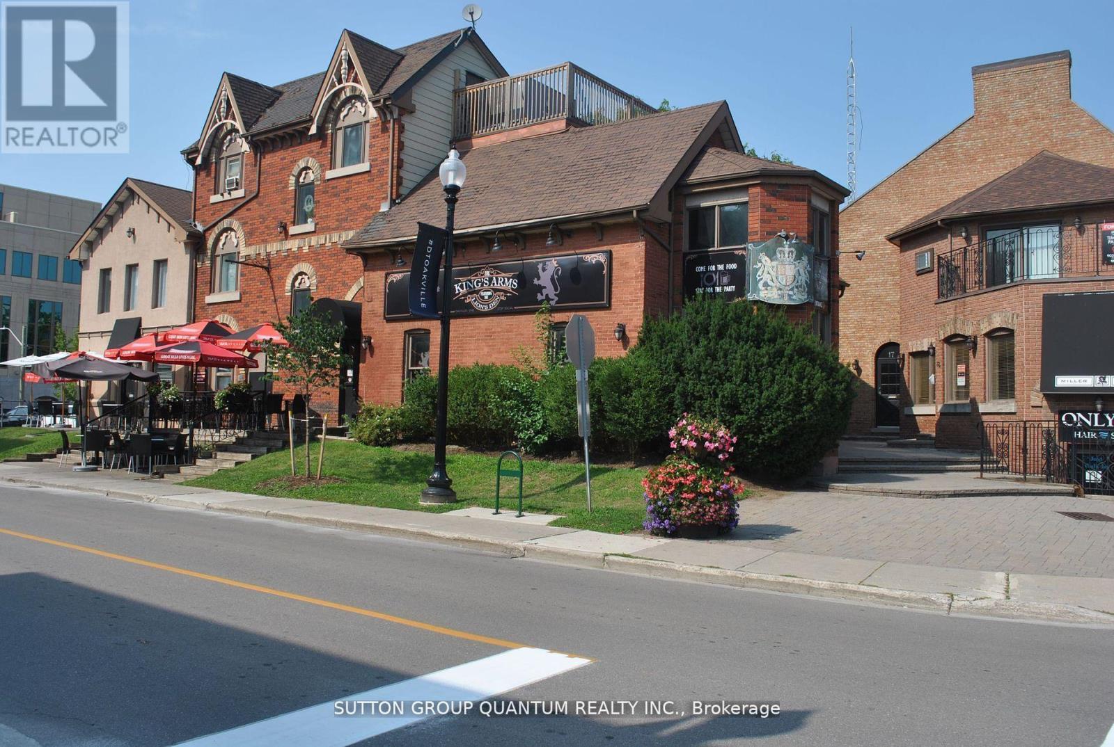 2 - 323 Church Street, Oakville, ON