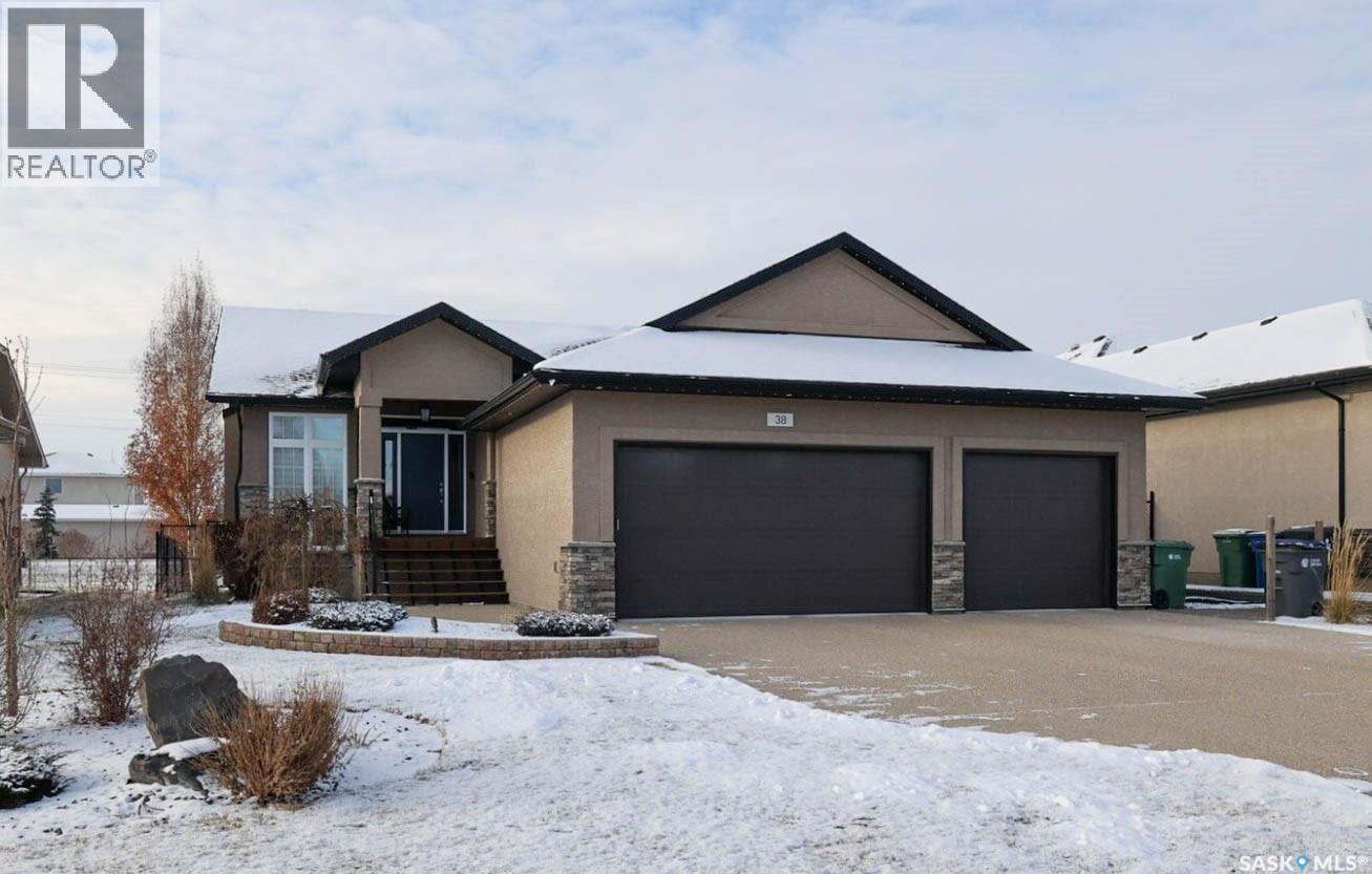 38 Bower Drive, White City, SK - Outdoor