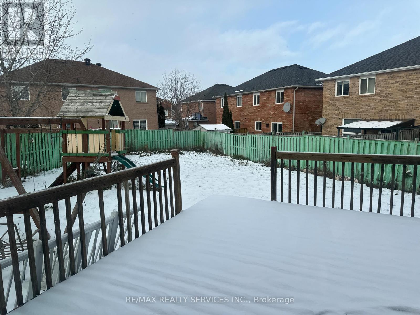 80 Farthingale Crescent, Brampton, ON - Outdoor