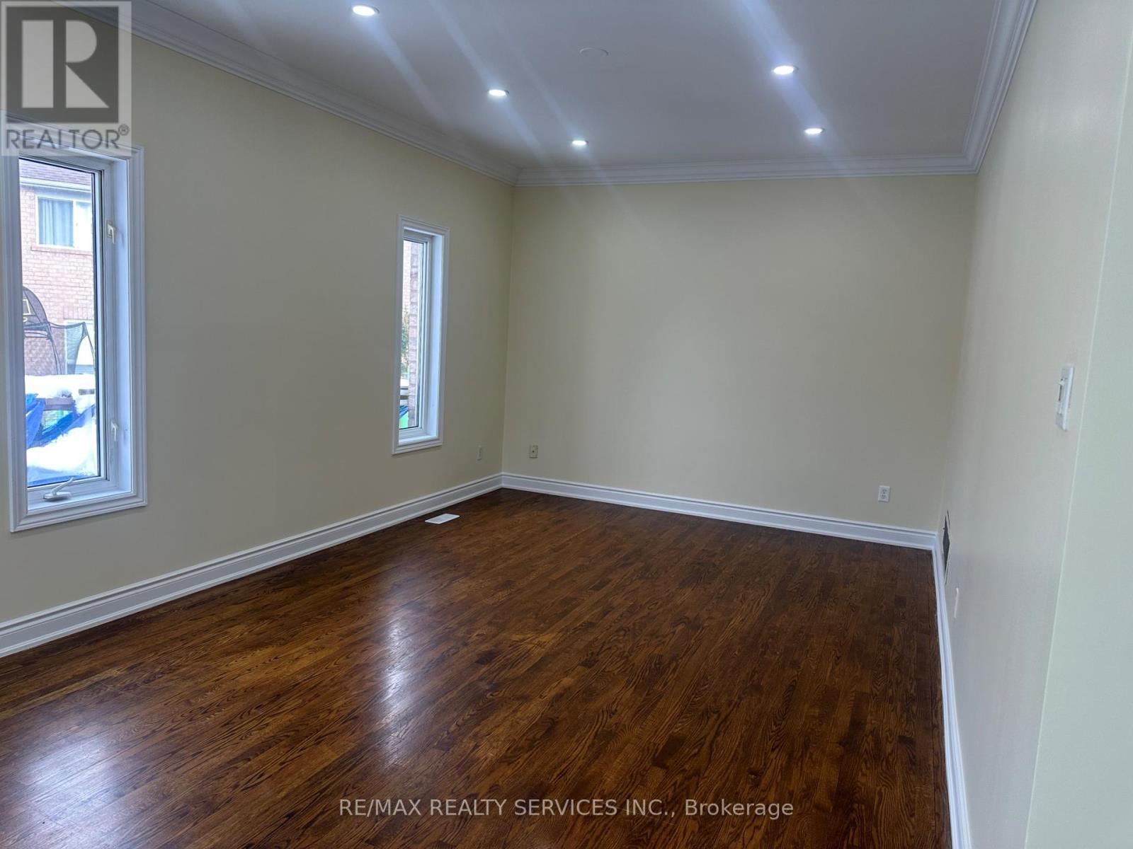 80 Farthingale Crescent, Brampton, ON - Indoor Photo Showing Other Room
