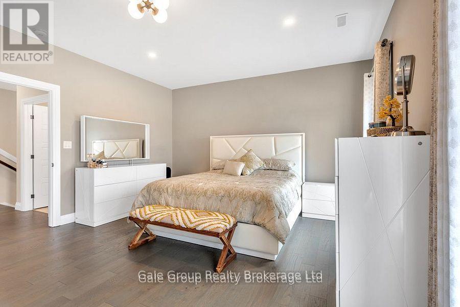 602 - 361 Quarter Town Line, Tillsonburg, ON - Indoor Photo Showing Bedroom