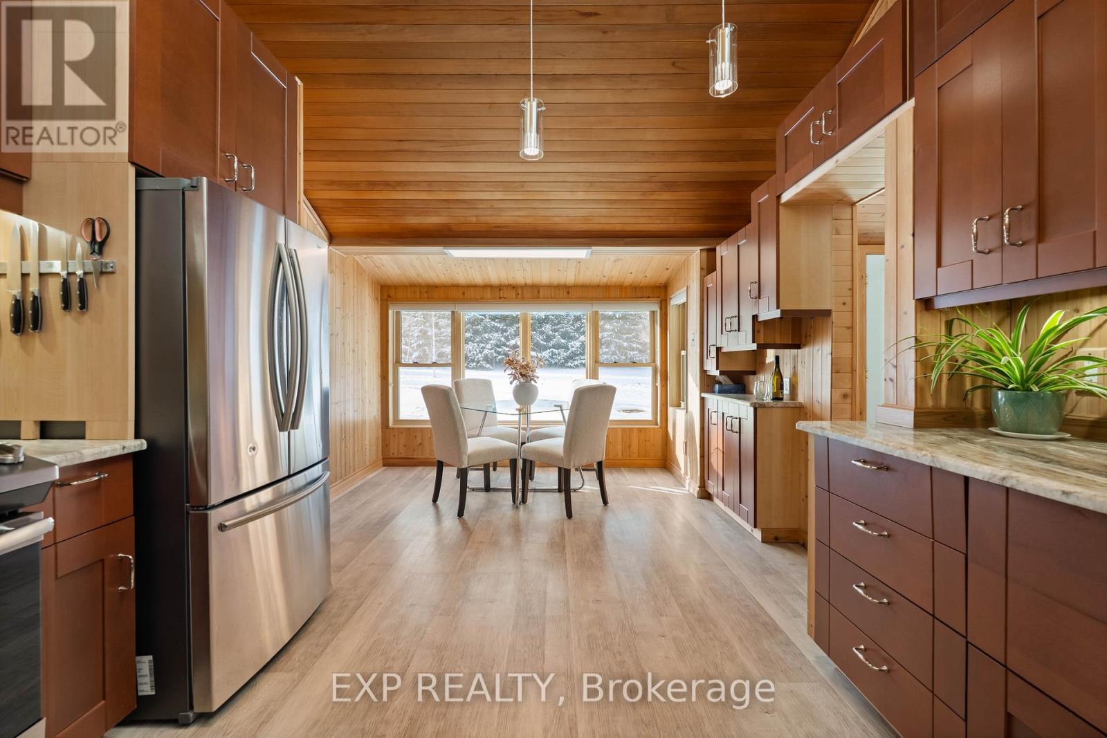 213037 10Th Line, Amaranth, ON - Indoor