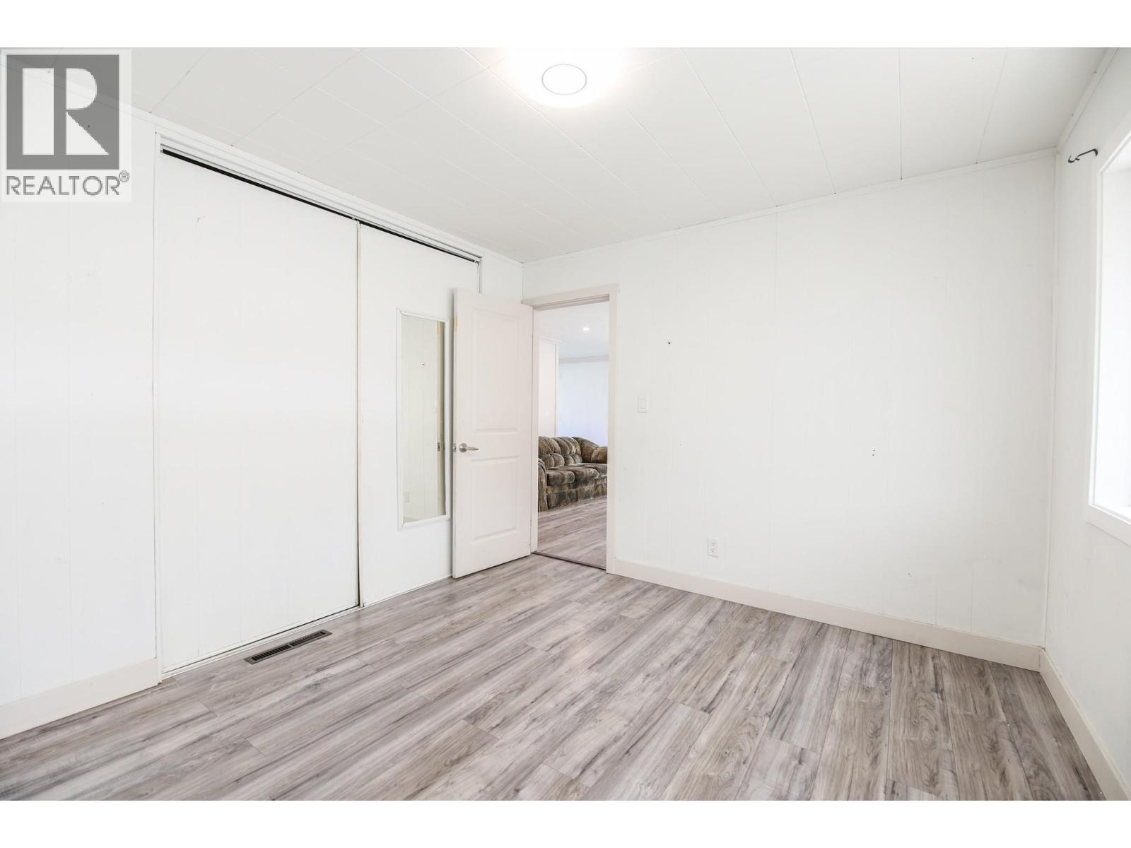 8009 87Th Street, Osoyoos, BC - Indoor Photo Showing Other Room